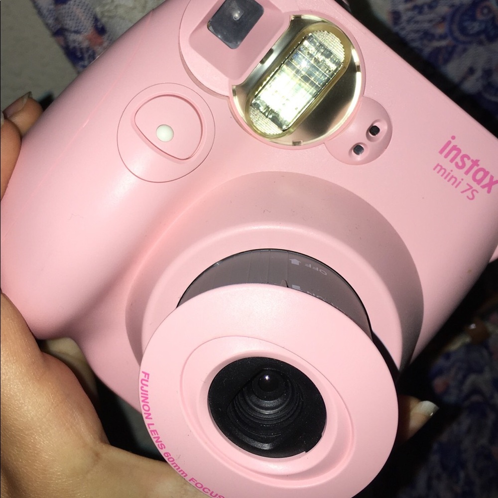 Camera - Picture 2 of 4